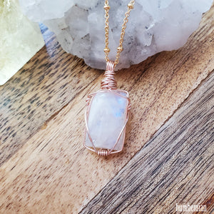 Moonstone Goddess - Rosegold wiring Gold Satellite - One of a kind Necklace