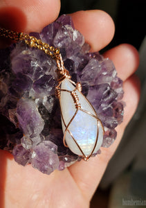 Moonstone Teardrop Goddess - Rosegold wiring Gold Satellite - One of a kind Necklace