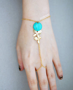 Blue Howlite + Orchids