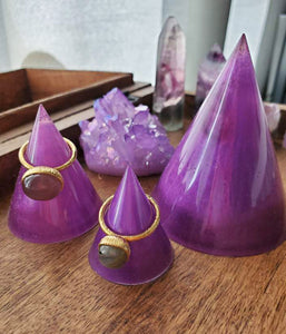 Purple Shimmer Ring Stand, Ring Cone