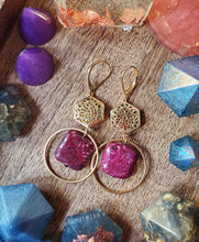 Load image into Gallery viewer, Ghost Eye Wine Jasper Hexagon Circles - Lever Back Earrings