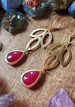 Load image into Gallery viewer, Triple Leaf Gold Framed Fuchsia Drops - Earrings