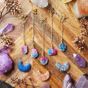 Rainbow Solar Quartz Druzy Slice on Figaro Chain Boho Necklaces