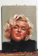 Load image into Gallery viewer, MARILYN